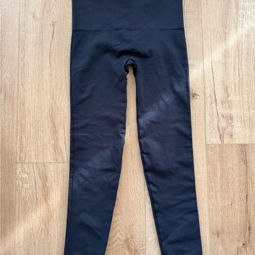 SPANX Classic Navy Leggings RN 112121